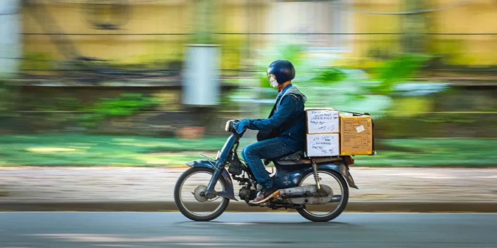 Local Delivery Partner (Two-wheeler) Zero investment business